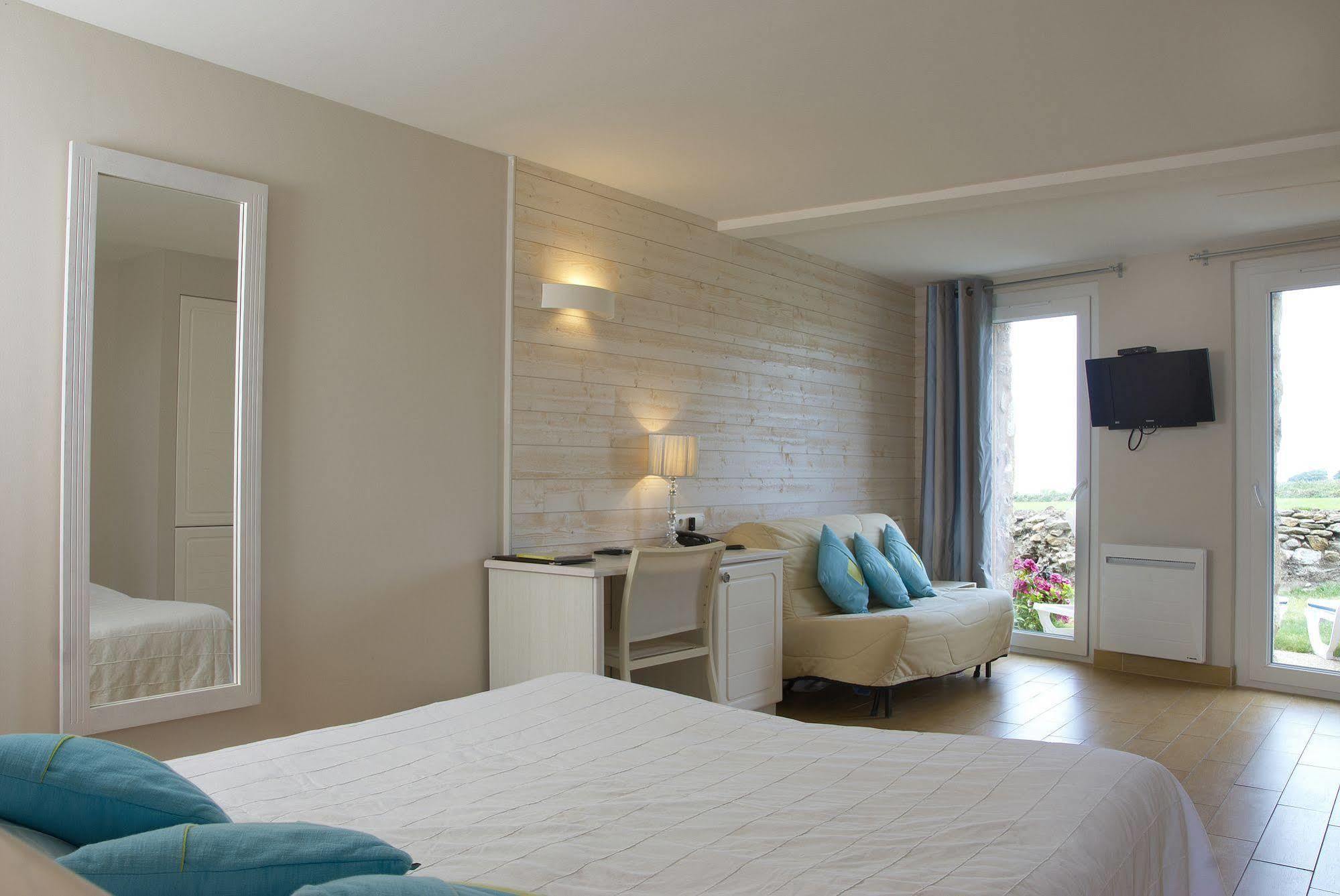 Logis Hotel Vent D'Iroise Plougonvelin Exterior photo